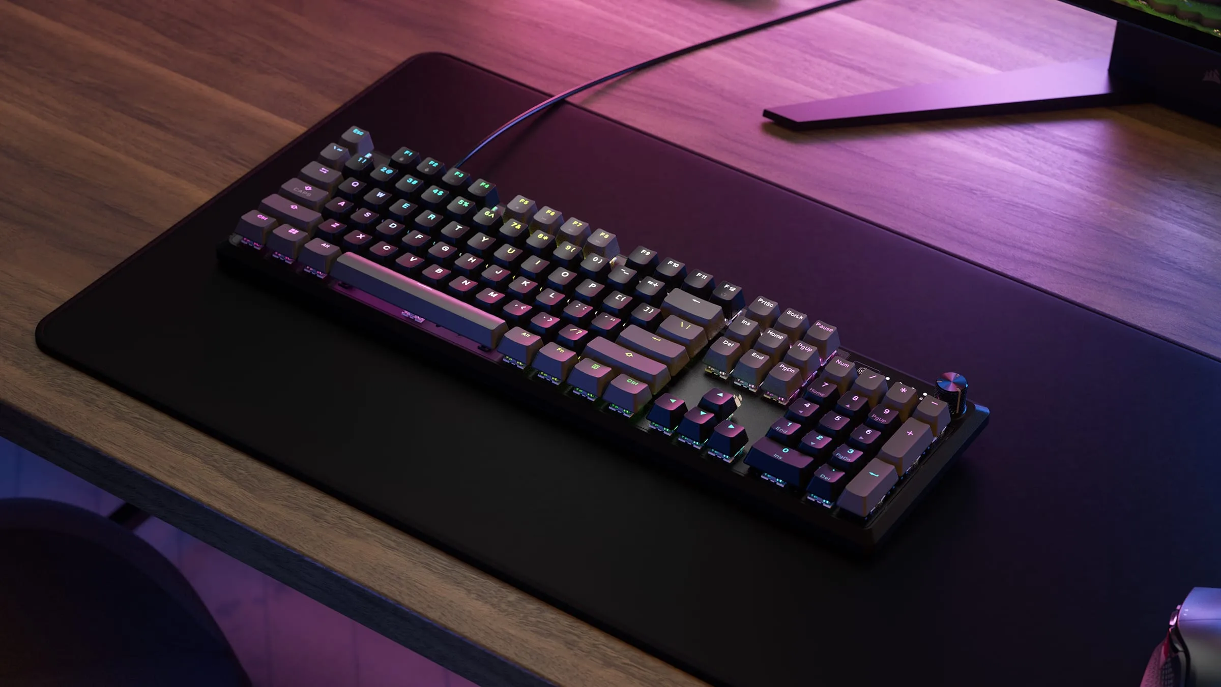 Teclado Gamer Mecánico Corsair K70 Core Rgb Usb Gris En