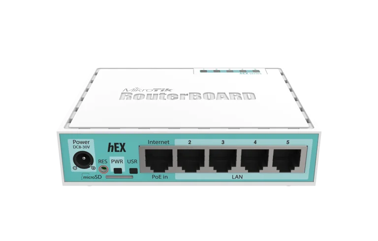 Router MikroTik hEX RB750Gr3 5 Puertos Gigabit USB RB750GR3