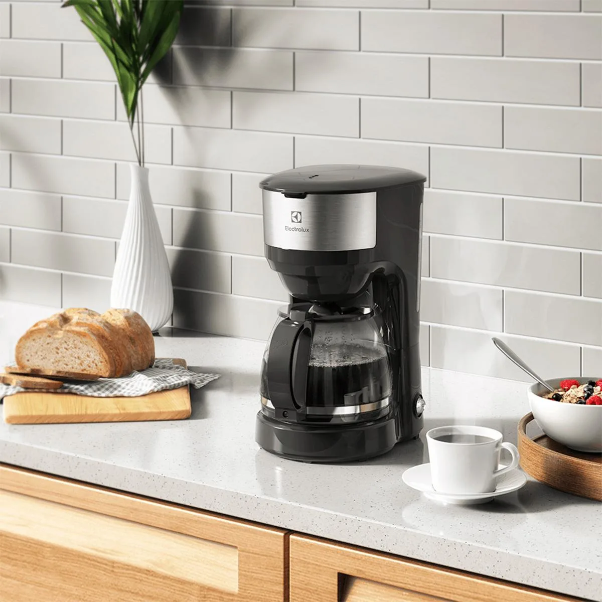 Cafetera Eléctrica Electrolux Inox Ecm20 1,2l Color Negro — foto 6